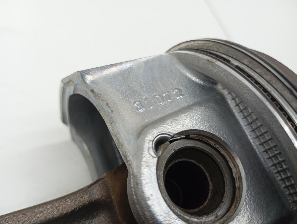 Поршень с шатуном, 3000 рублей, Пермь