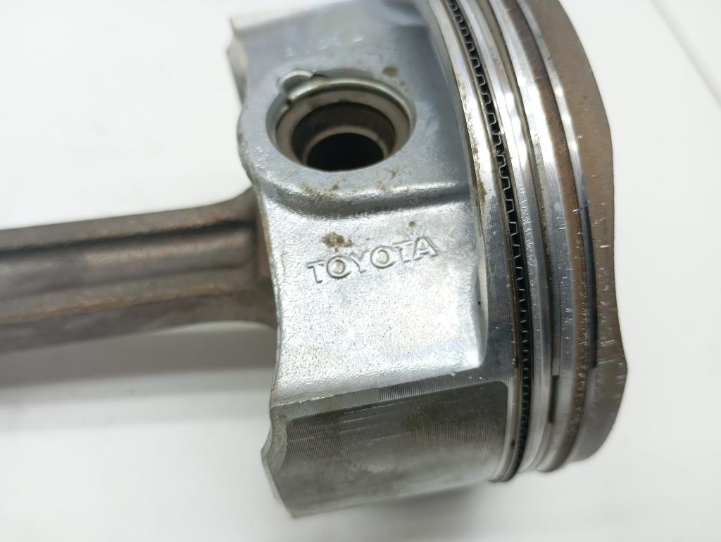 Поршень с шатуном, 3000 рублей, Пермь