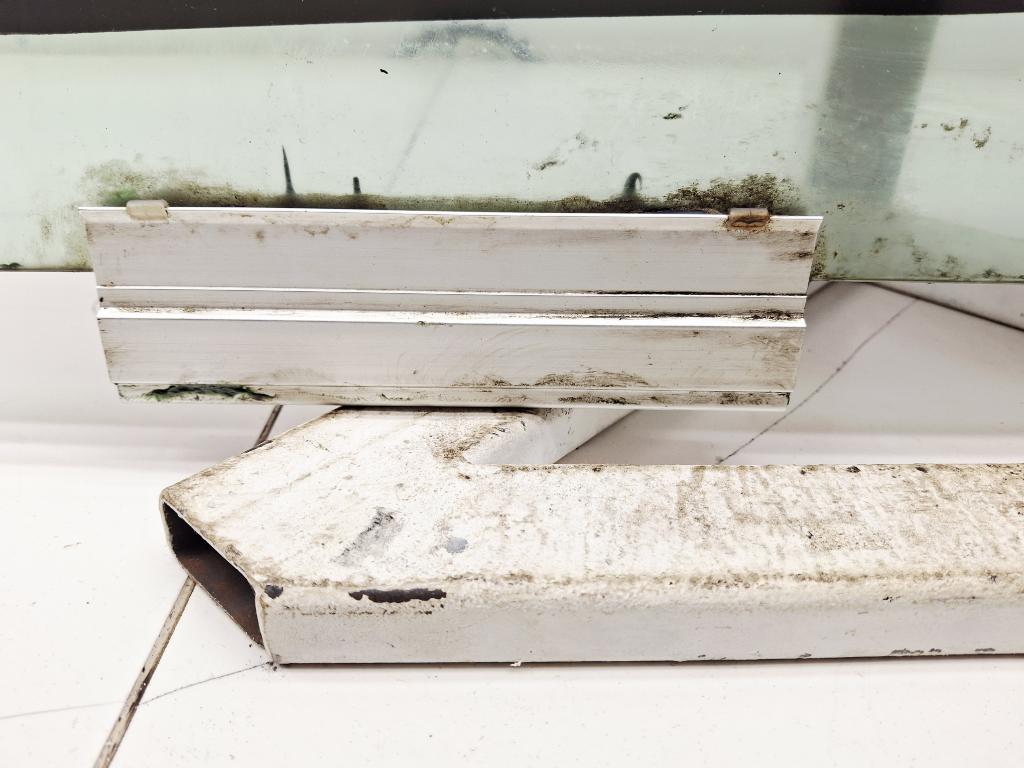 Стекло двери задней левой, 1000 рублей, Пермь