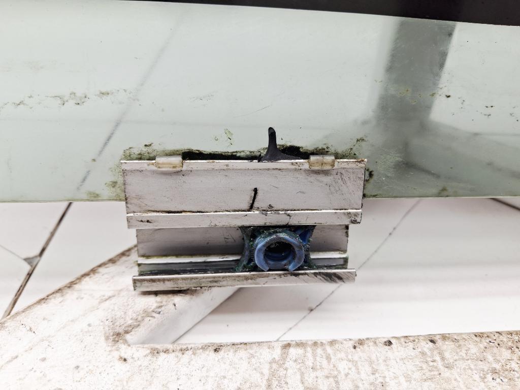 Стекло двери задней левой, 1000 рублей, Пермь