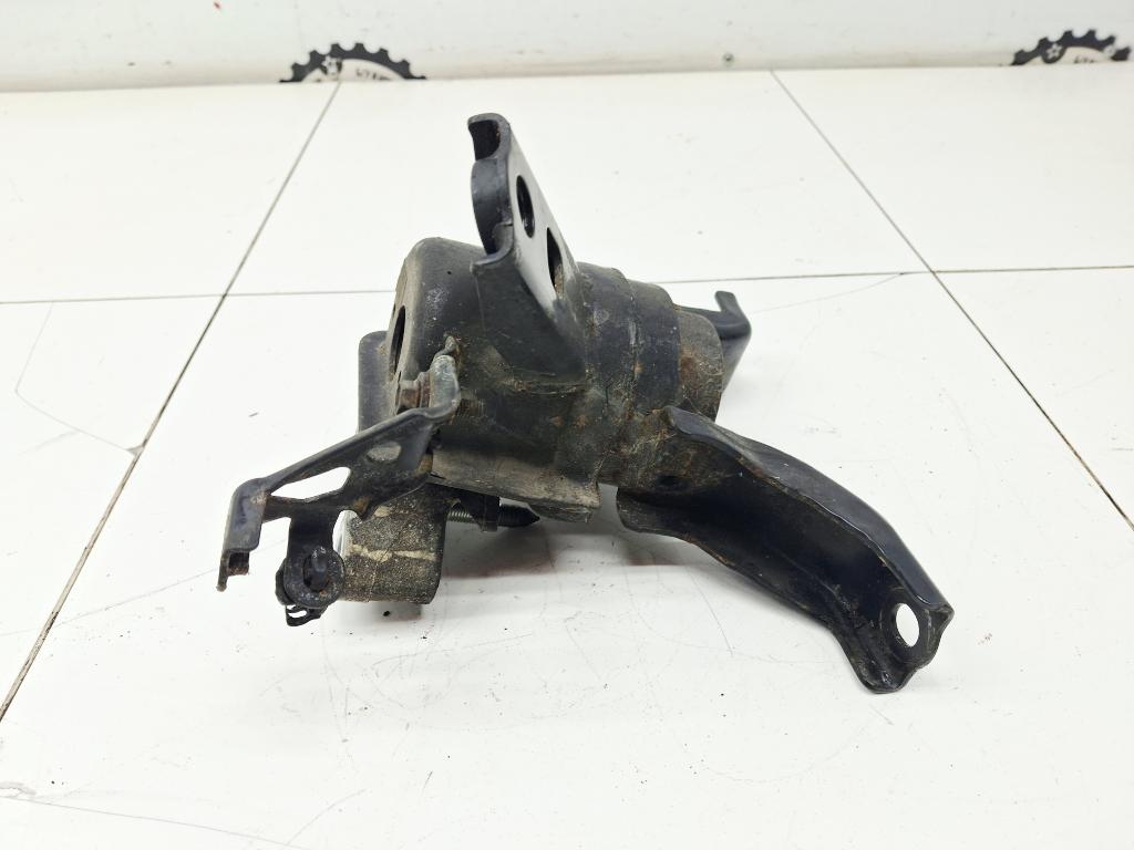 Опора двигателя правая, 8000 рублей, Пермь