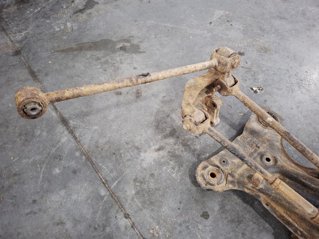 Балка задняя, 10000 рублей, Пермь