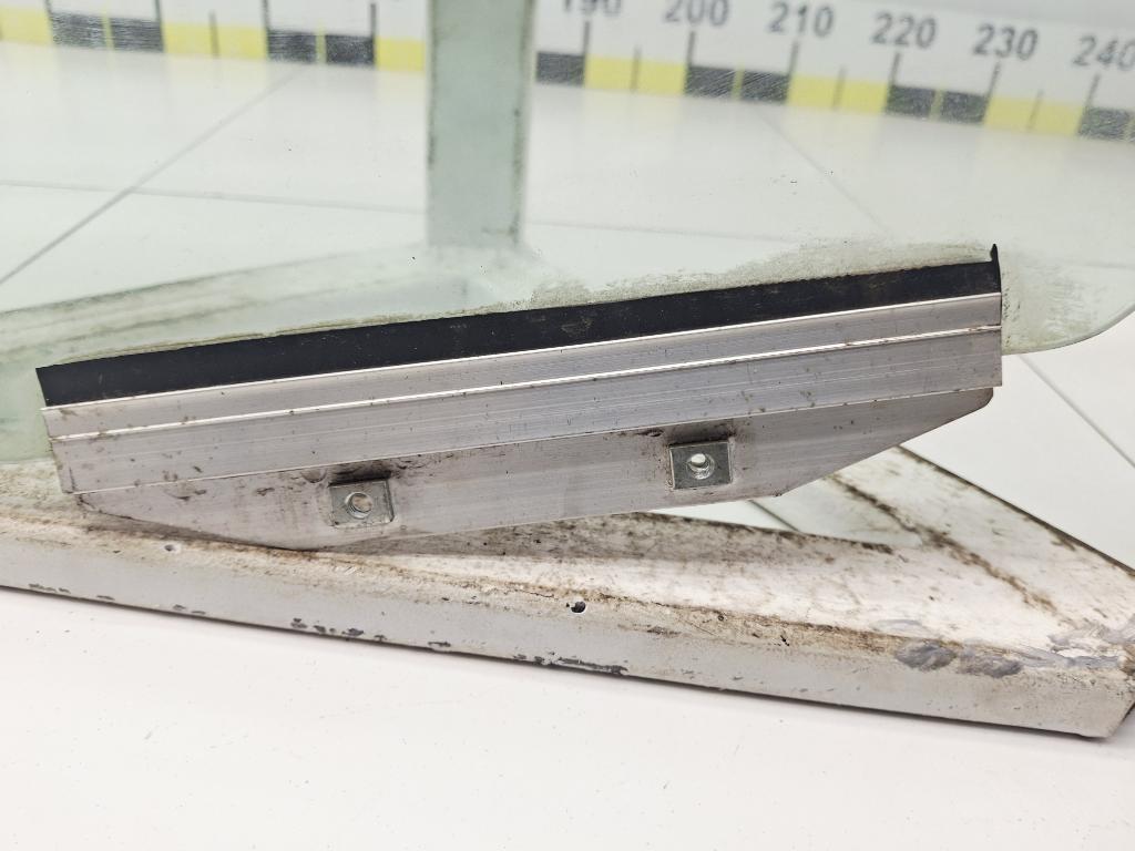 Стекло двери передней правой, 1000 рублей, Пермь