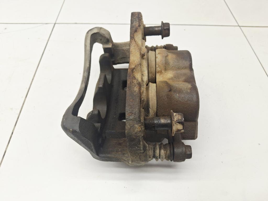 Суппорт передний правый, 8000 рублей, Пермь