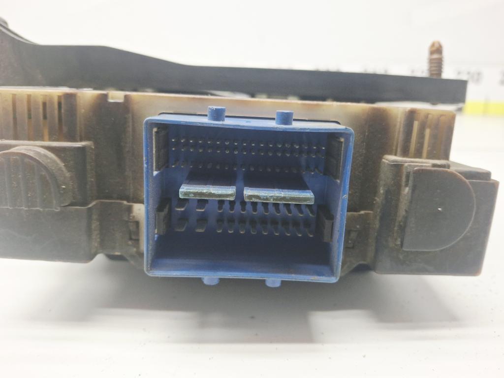 Блок предохранителей, 2000 рублей, Пермь