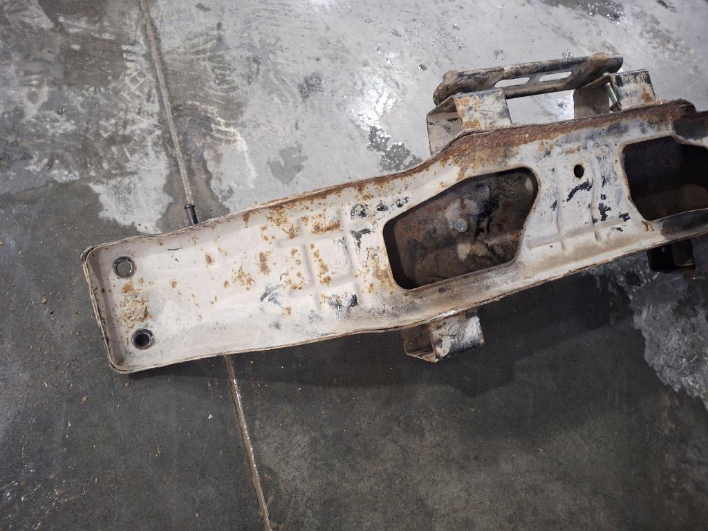 Балка задняя, 2000 рублей, Пермь