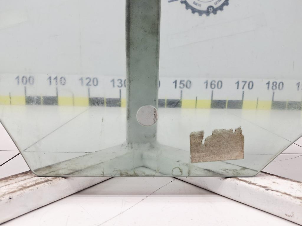 Стекло двери задней правой, 1000 рублей, Пермь