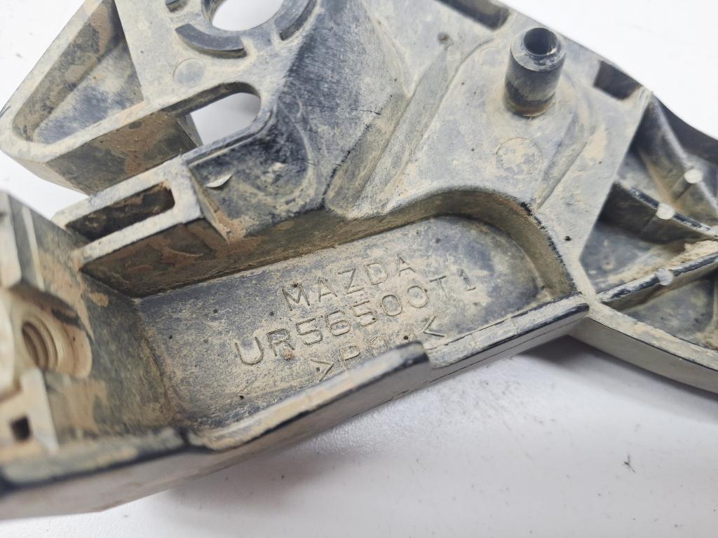 Кронштейн переднего бампера правый, 1000 рублей, Пермь