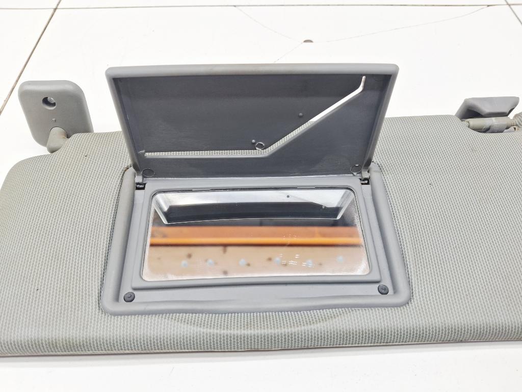 Козырек солнцезащитный левый, 500 рублей, Пермь