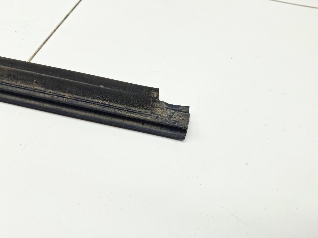 Накладка стекла переднего левого, 500 рублей, Пермь