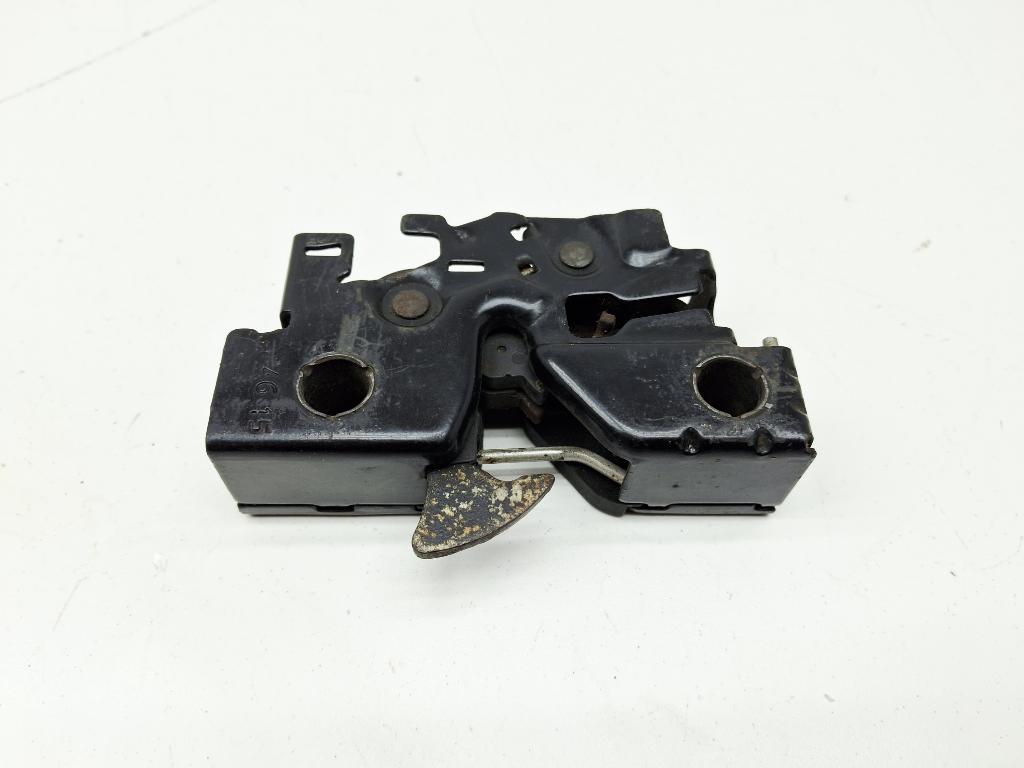 Замок капота, 2000 рублей, Пермь