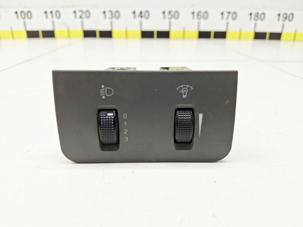 Кнопка корректора фар, 500 рублей, Пермь