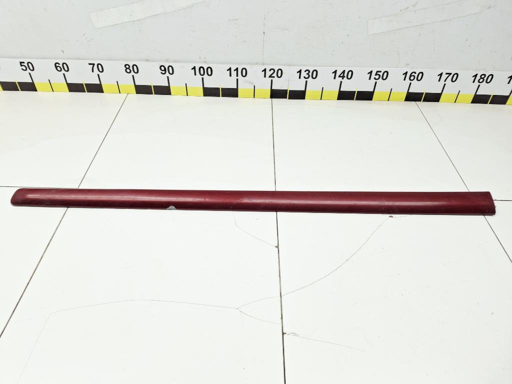 Молдинг передней правой двери, 1000 рублей, Пермь