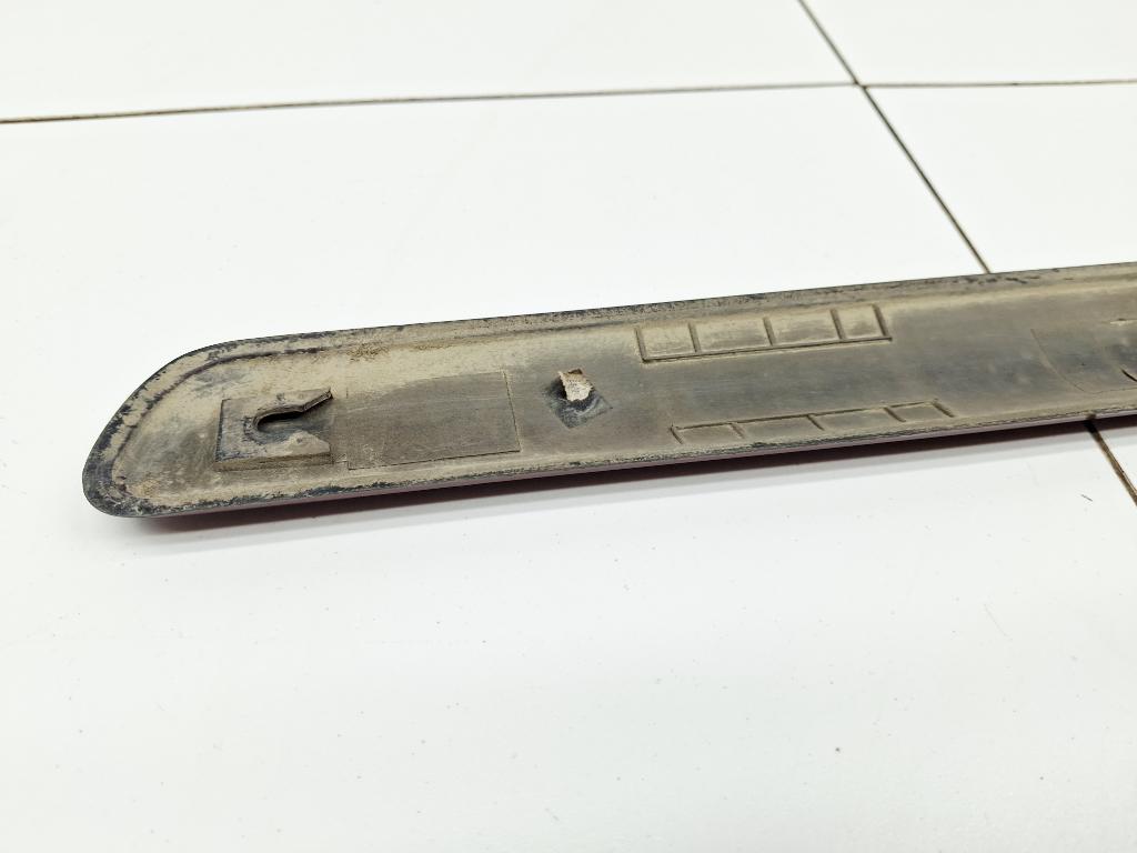 Молдинг передней левой двери, 500 рублей, Пермь