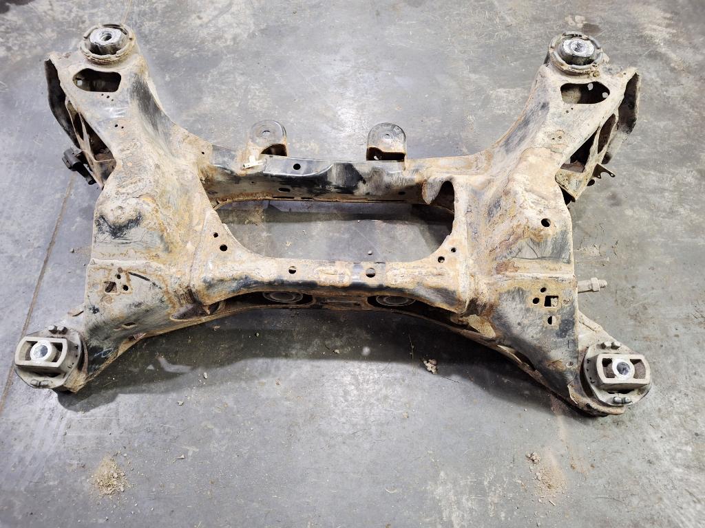 Балка задняя, 6000 рублей, Пермь