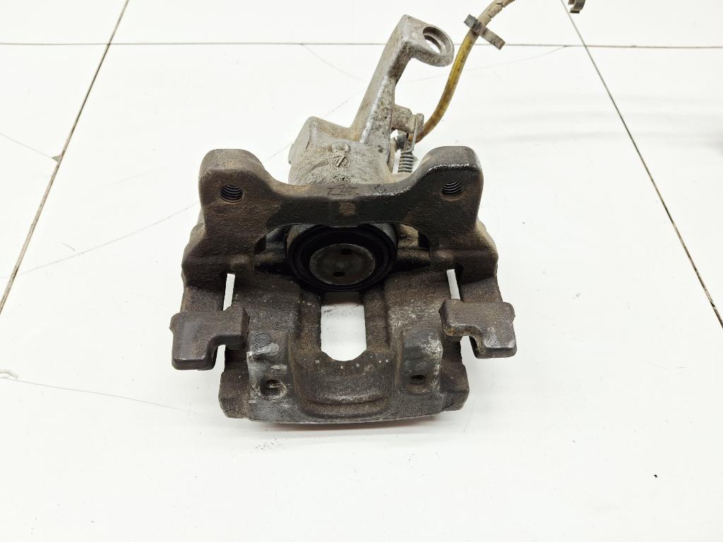 Суппорт задний правый, 3000 рублей, Пермь