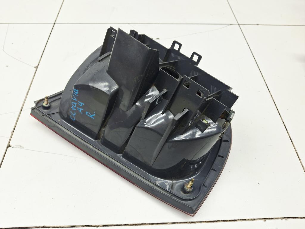 Фонарь задний правый, 3000 рублей, Пермь