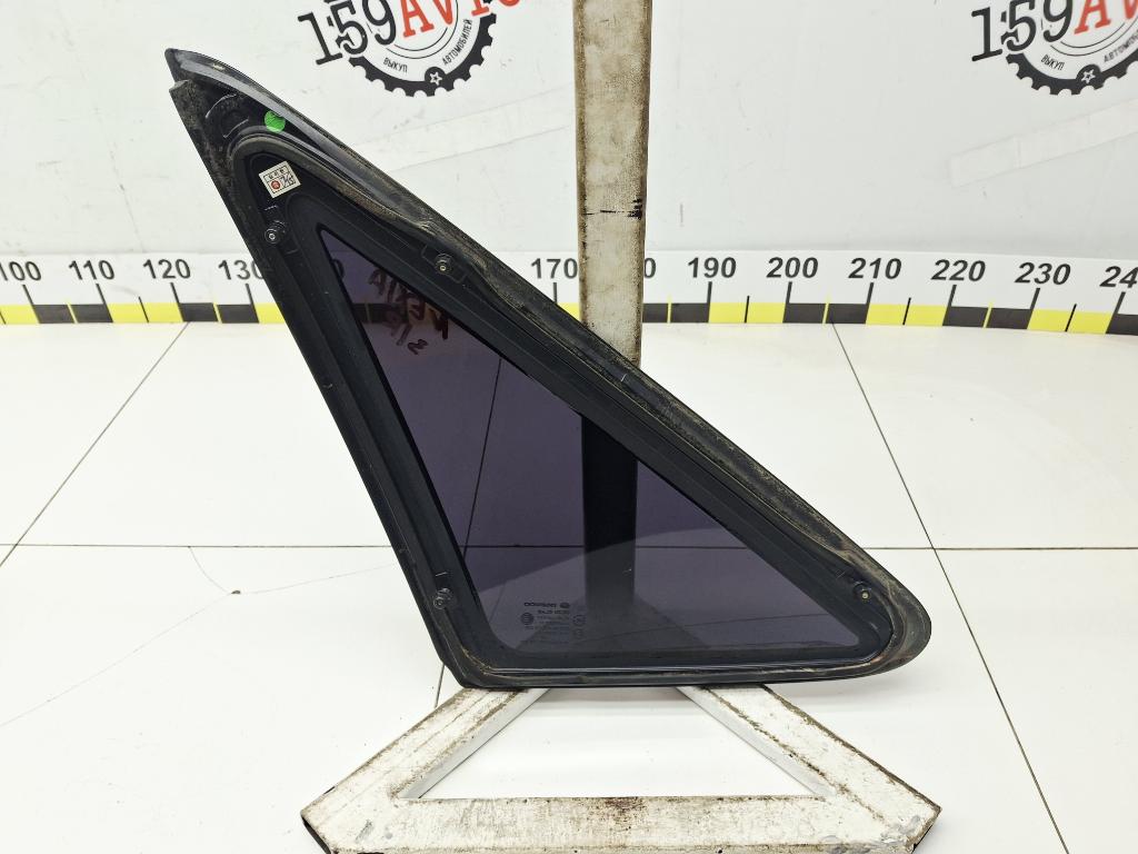 Стекло кузовное глухое правое, 500 рублей, Пермь