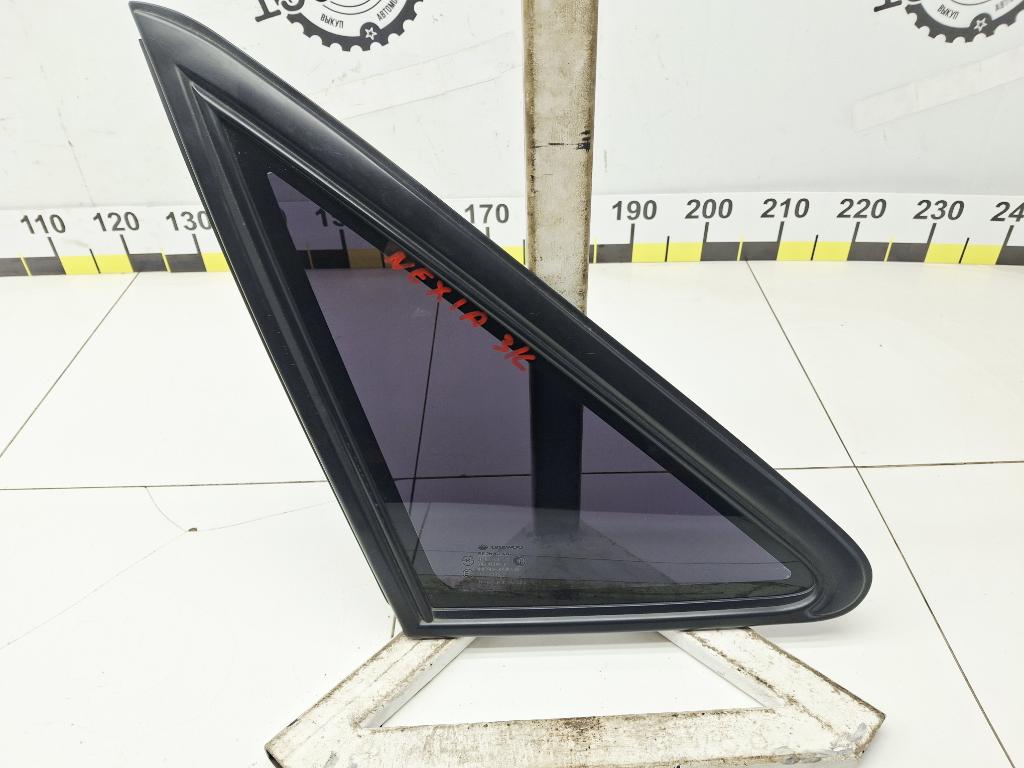 Стекло кузовное глухое левое, 500 рублей, Пермь