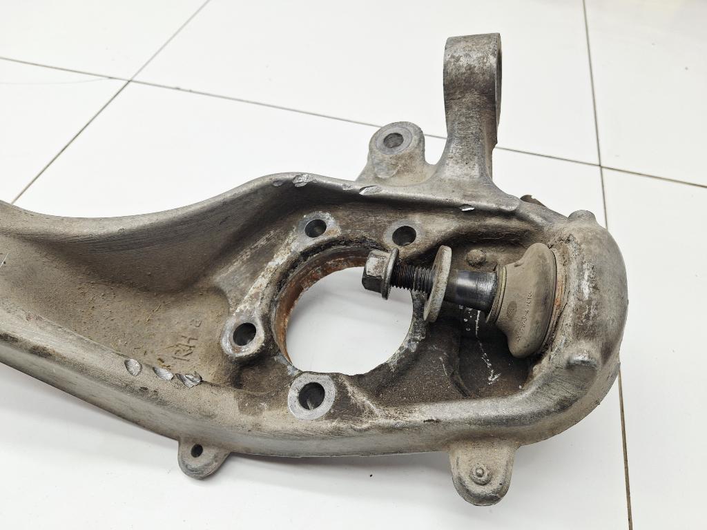 Кулак поворотный передний правый, 3000 рублей, Пермь