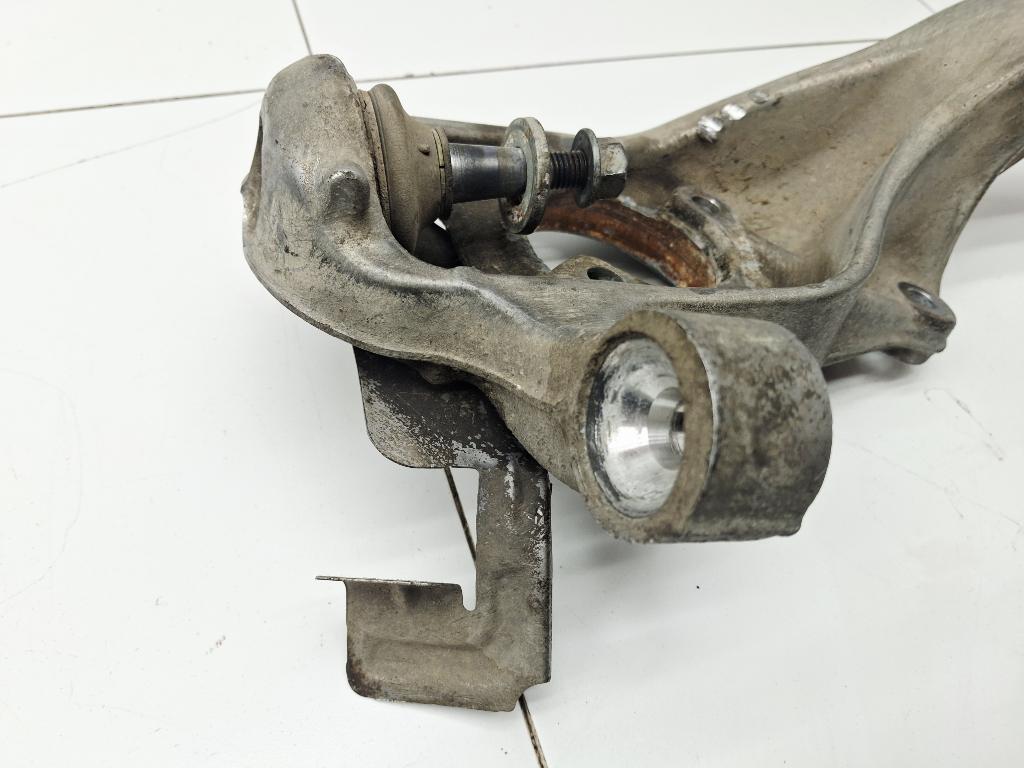 Кулак поворотный передний правый, 3000 рублей, Пермь