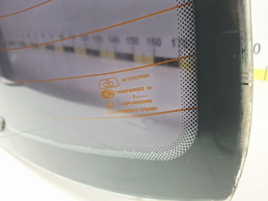 Стекло заднее, 2000 рублей, Пермь