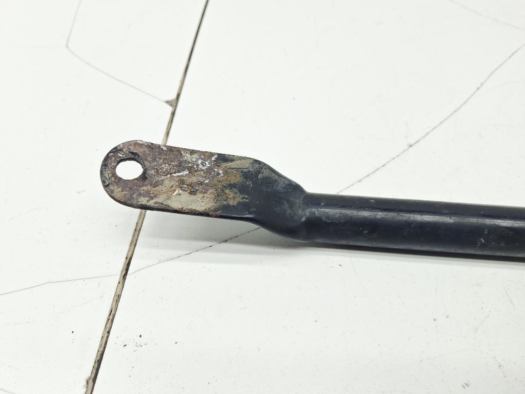 Распорка передней панели, 1000 рублей, Пермь