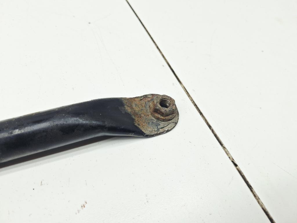 Распорка передней панели, 1000 рублей, Пермь