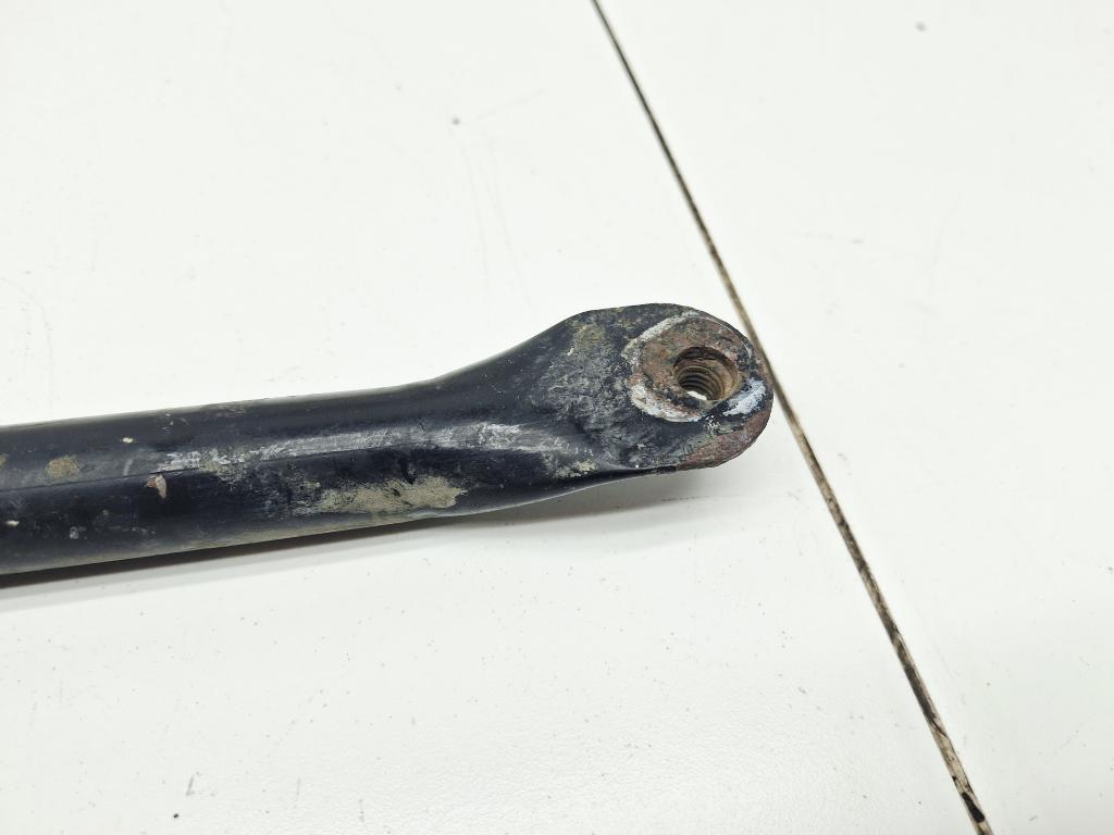 Распорка передней панели, 1000 рублей, Пермь