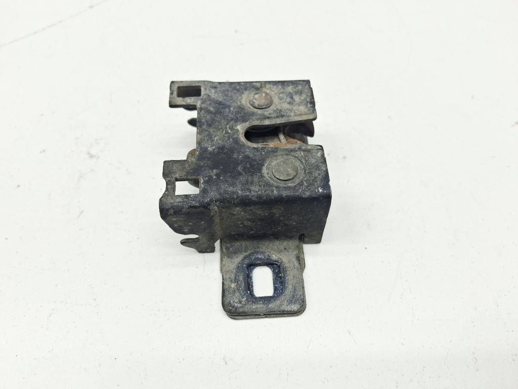 Замок капота, 1000 рублей, Пермь