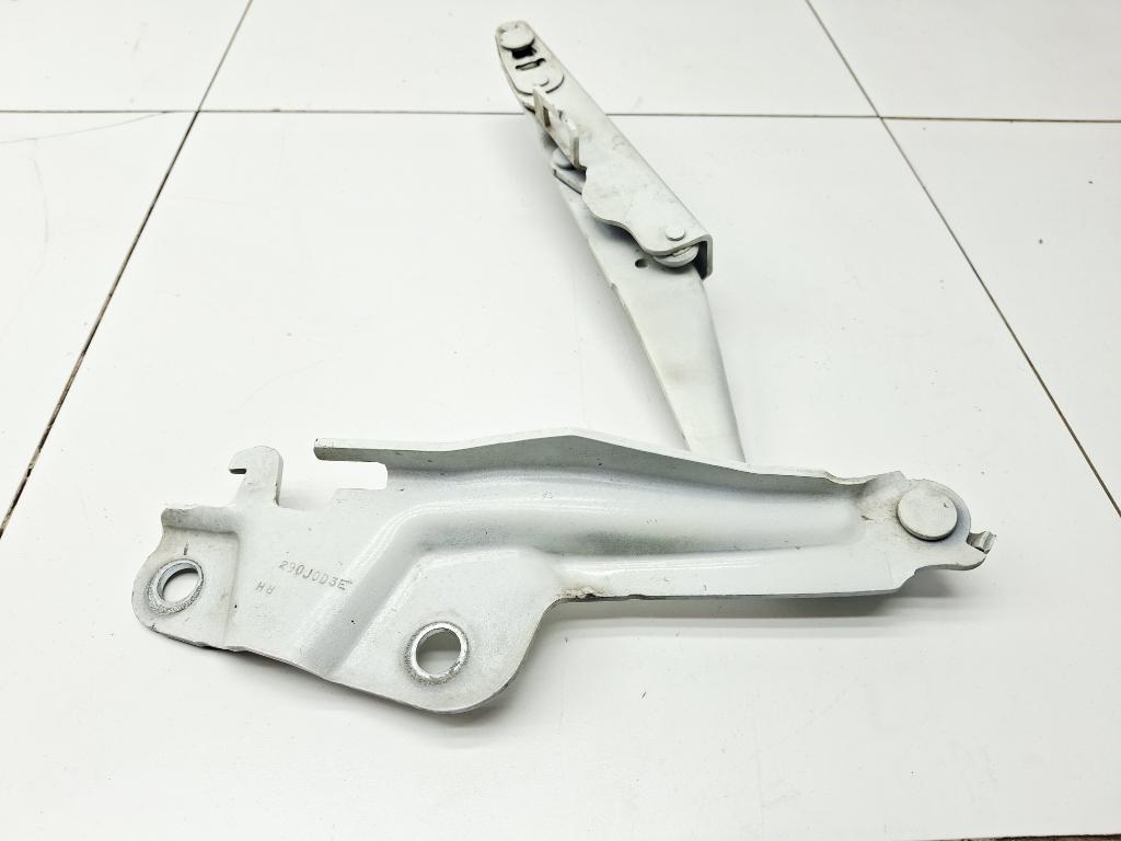 Петля капота правая, 1500 рублей, Пермь