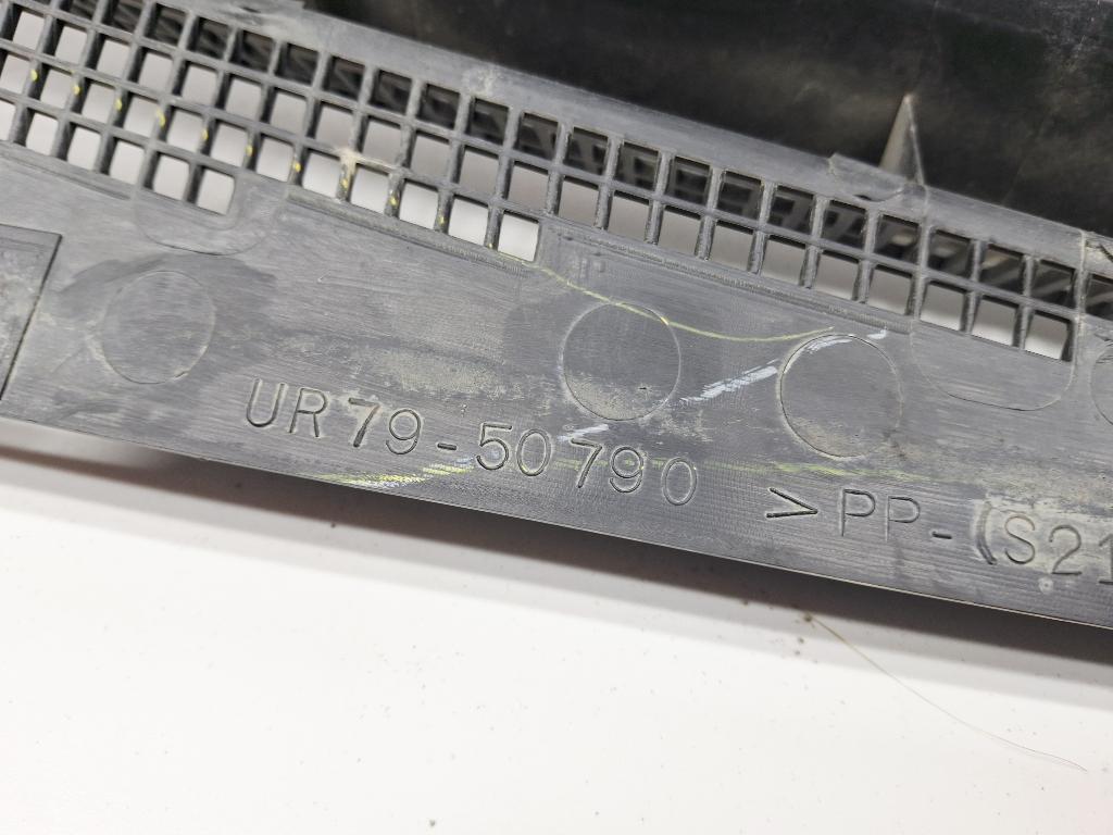 Решетка стеклоочистителя, 1000 рублей, Пермь