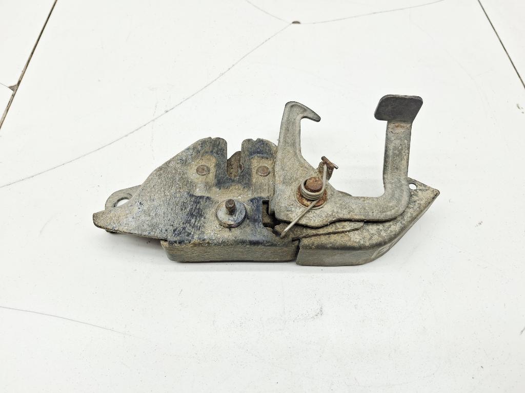 Замок капота, 1500 рублей, Пермь