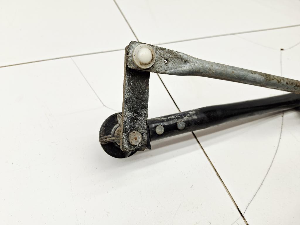 Трапеция дворников, 1000 рублей, Пермь