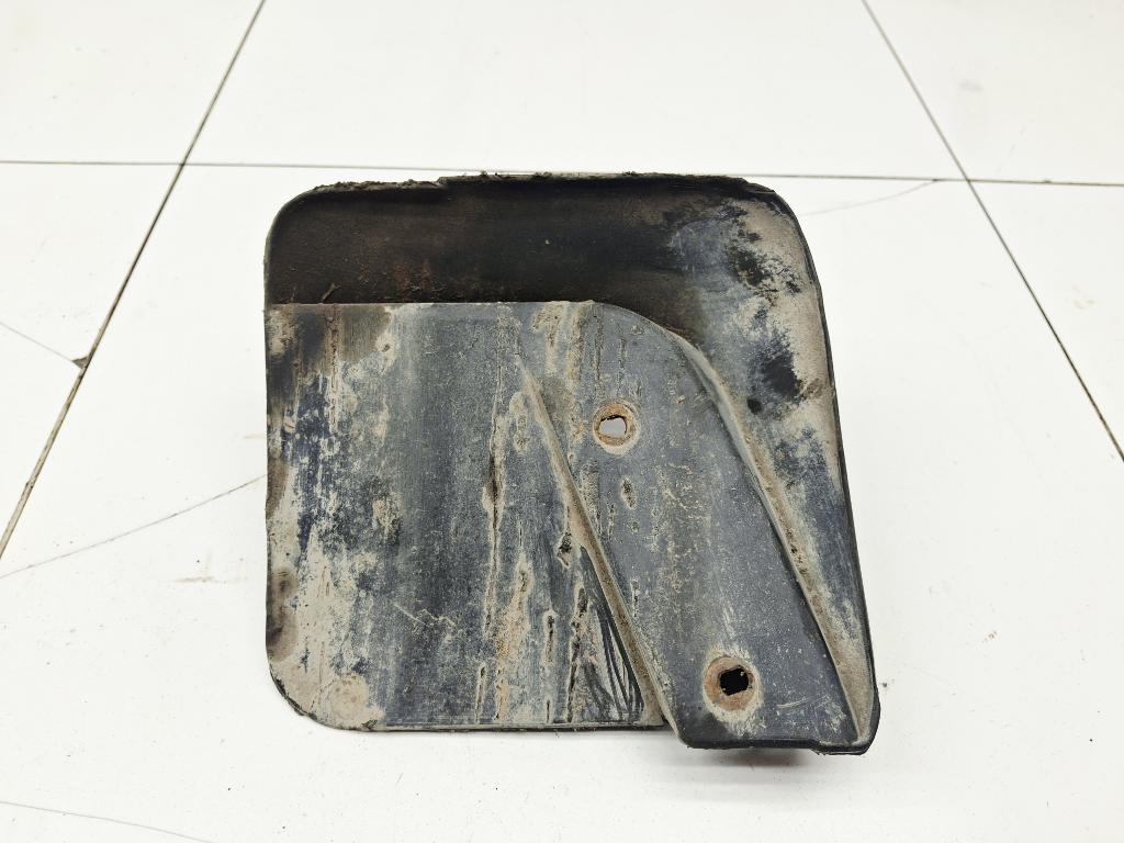 Брызговик задний правый, 500 рублей, Пермь