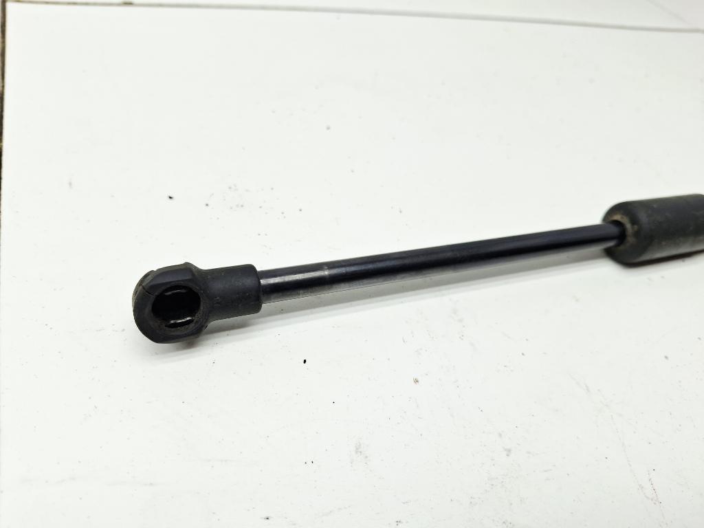 Амортизатор капота, 1000 рублей, Пермь