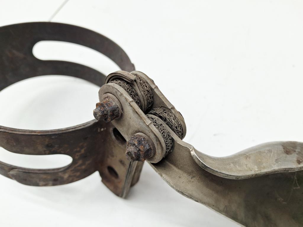 Кронштейн выпускного коллектора, 2000 рублей, Пермь