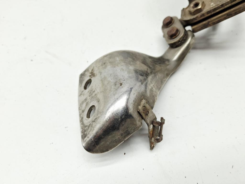 Кронштейн выпускного коллектора, 2000 рублей, Пермь