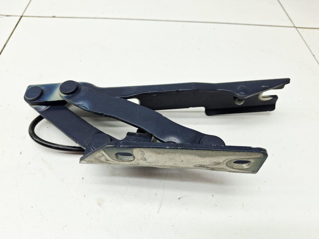 Петля капота правая, 1000 рублей, Пермь