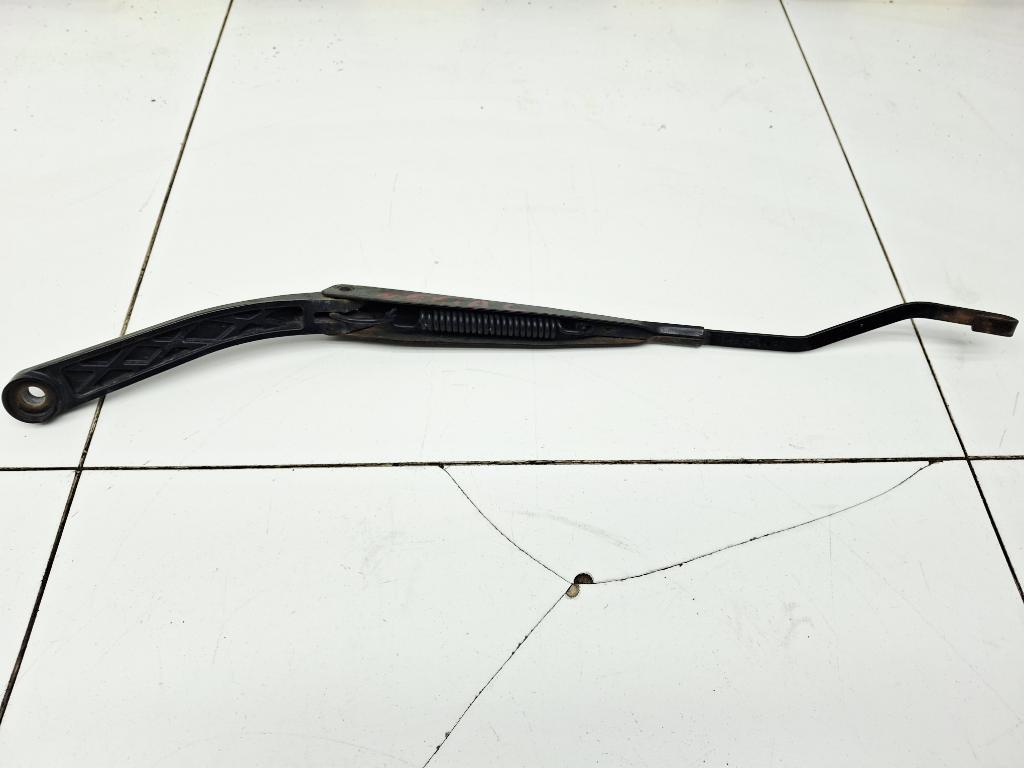 Поводок стеклоочистителя передний левый, 500 рублей, Пермь