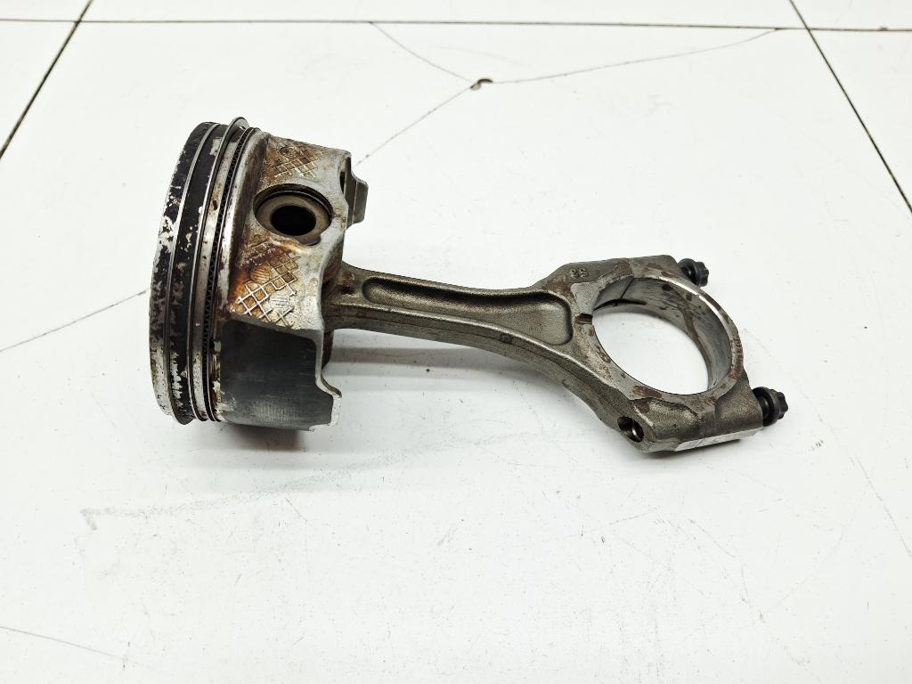 Поршень с шатуном, 3000 рублей, Пермь