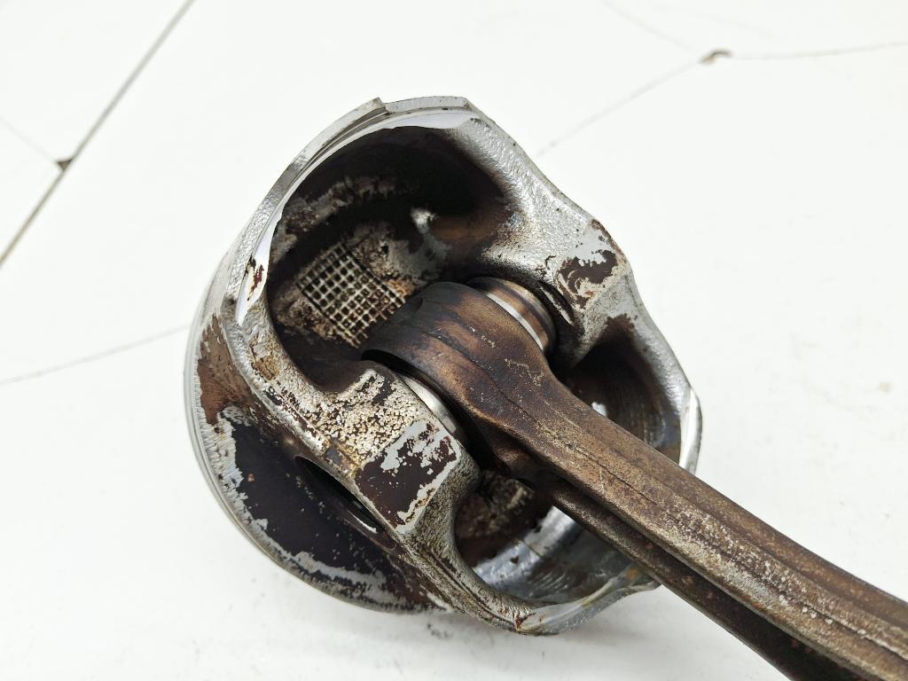 Поршень с шатуном, 3000 рублей, Пермь