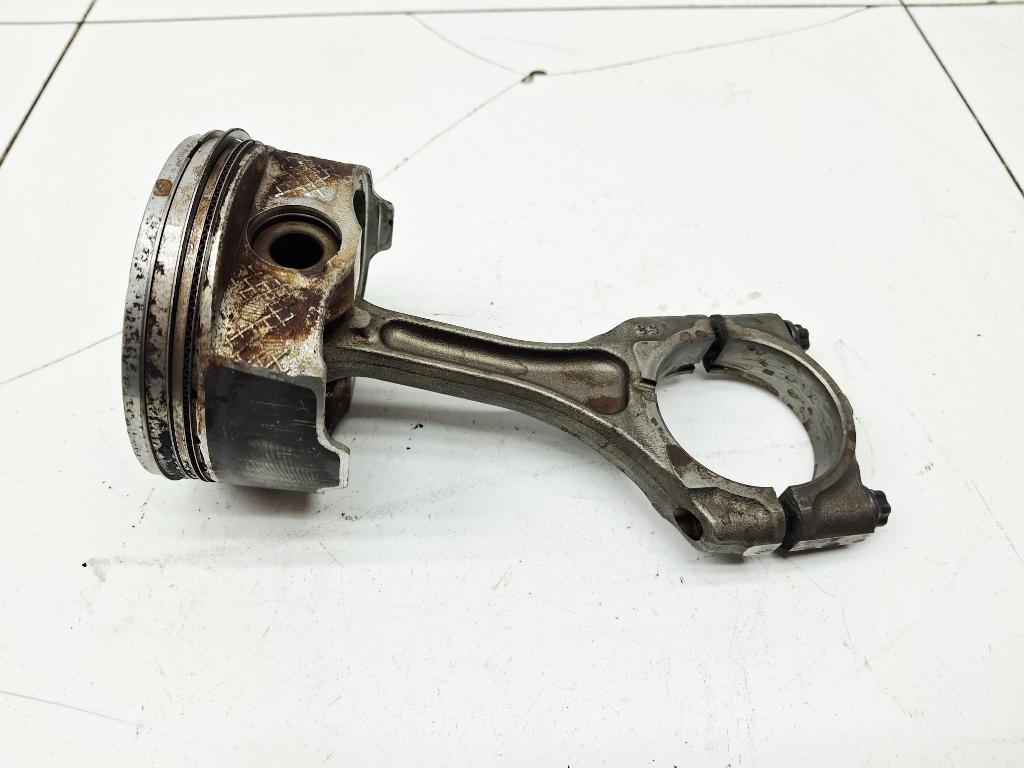 Поршень с шатуном, 3000 рублей, Пермь