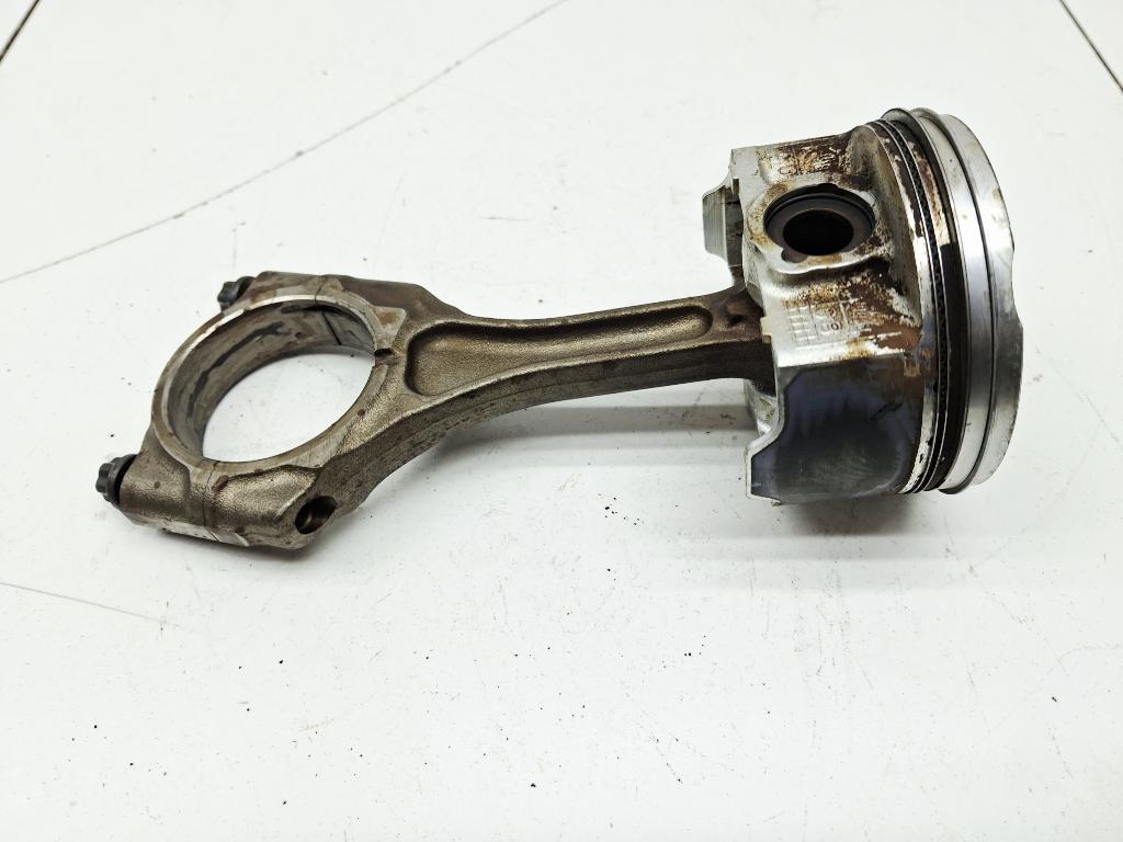 Поршень с шатуном, 3000 рублей, Пермь