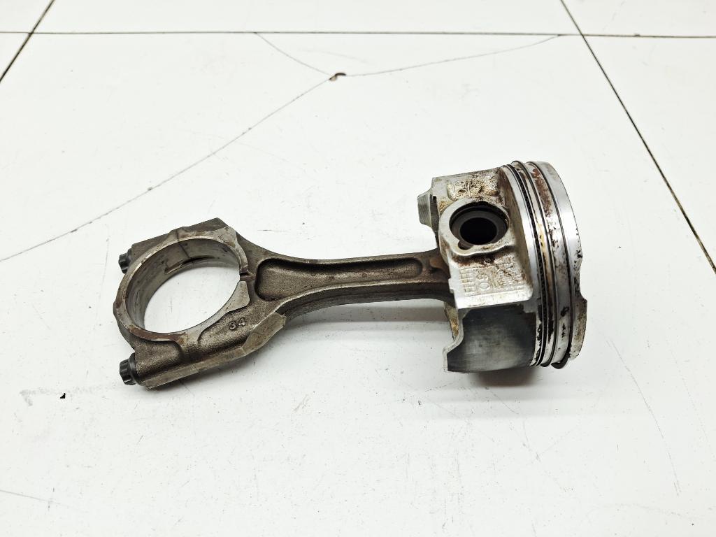 Поршень с шатуном, 3000 рублей, Пермь