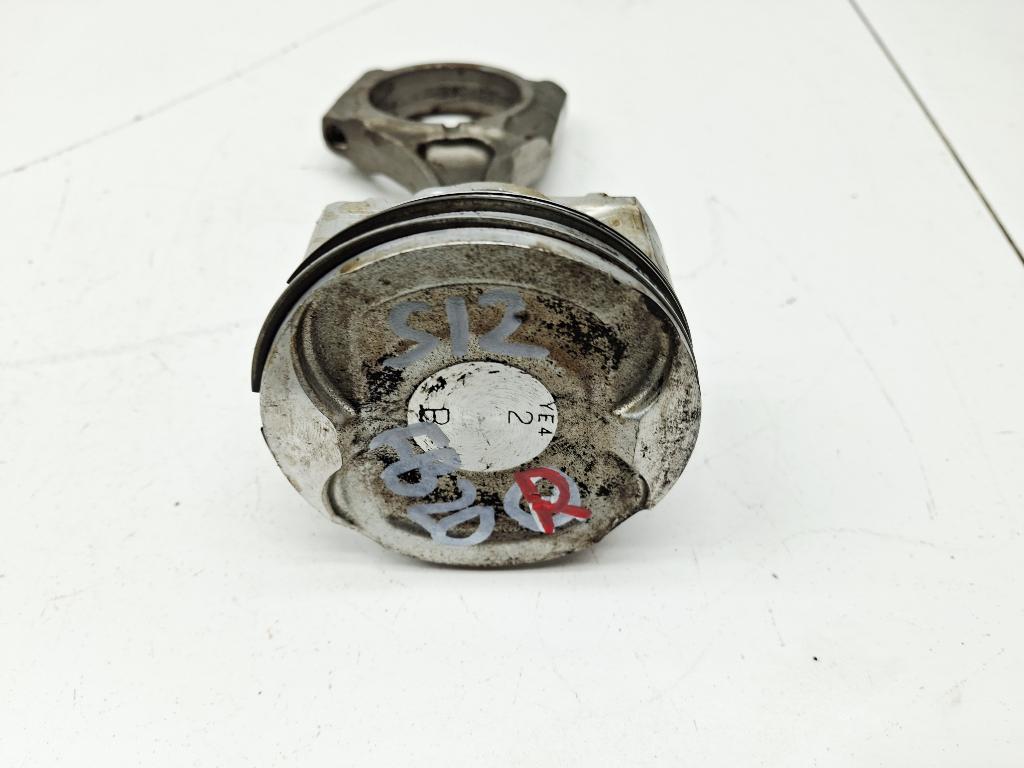 Поршень с шатуном, 3000 рублей, Пермь