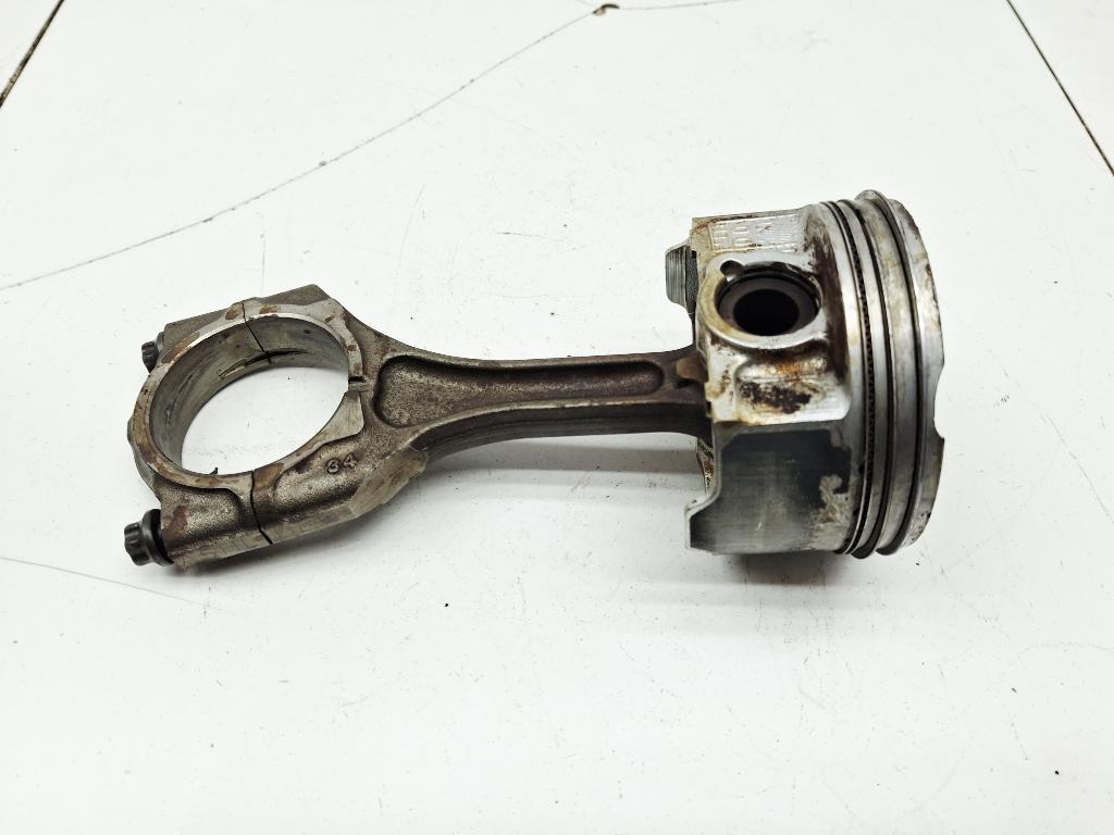 Поршень с шатуном, 3000 рублей, Пермь