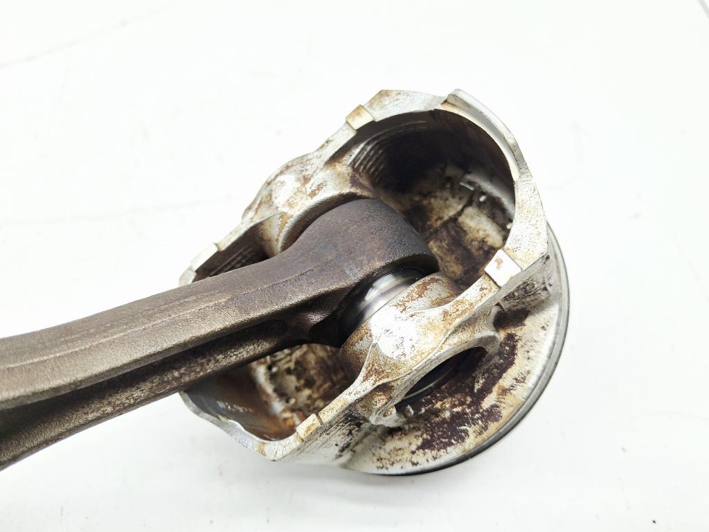 Поршень с шатуном, 3000 рублей, Пермь