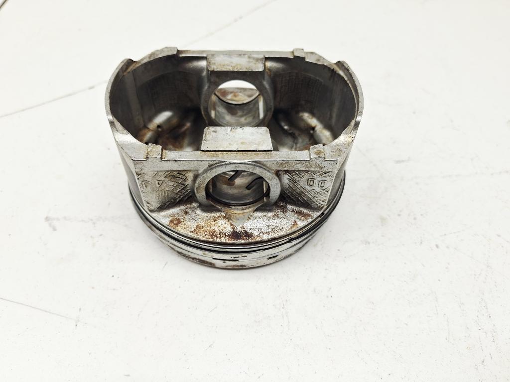 Поршень, 1000 рублей, Пермь