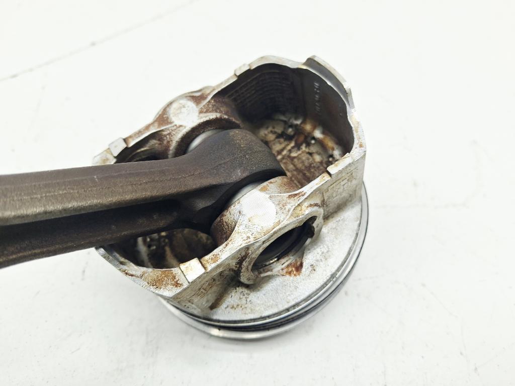 Поршень с шатуном, 3000 рублей, Пермь